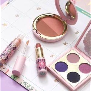 MAC Patrick Starr ME SO CHIC set